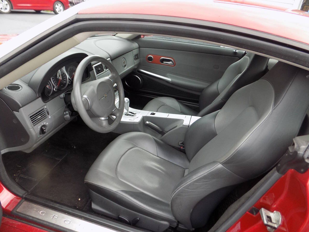 Used 2007 Chrysler Crossfire Limited RWD image 11