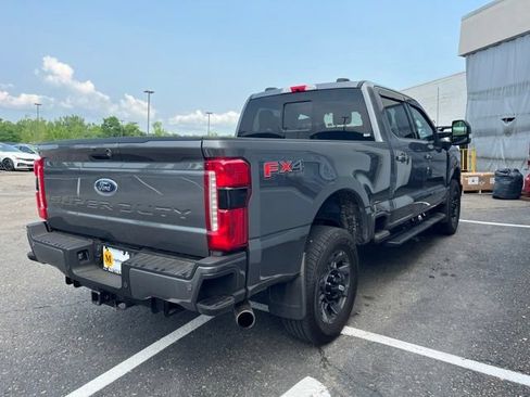 Used 2023 Ford F250 Lariat w/ Lariat Ultimate Package AWD/4WD image 5