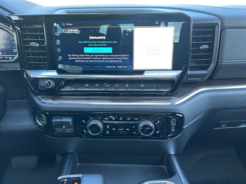 Used 2023 Chevrolet Silverado 1500 RST image 12