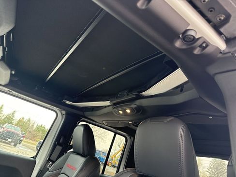 New 2026 Jeep Gladiator Rubicon AWD/4WD image 12
