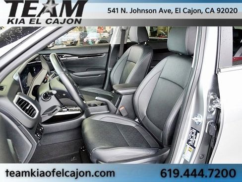 Certified 2025 Kia Seltos EX w/ EX Sunroof Package image 16