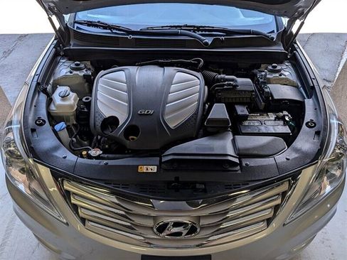 Used 2012 Hyundai Azera w/ Technology Pkg image 17