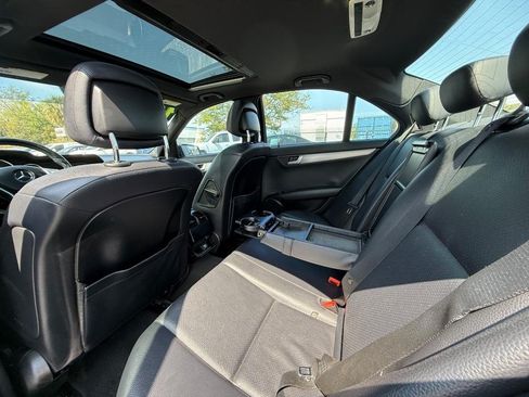 Used 2013 Mercedes-Benz C 250 Sedan image 8