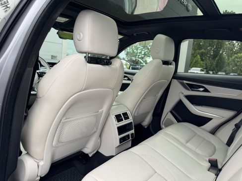 Certified 2024 Jaguar F-PACE R-Dynamic S AWD/4WD image 27