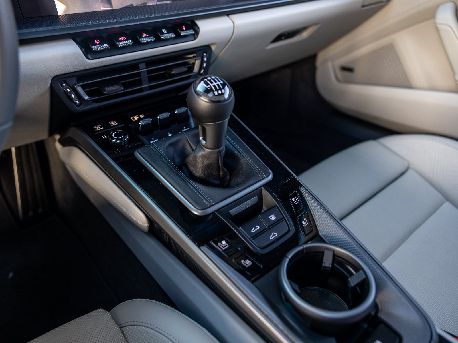 Certified 2024 Porsche 911 Carrera S RWD image 38