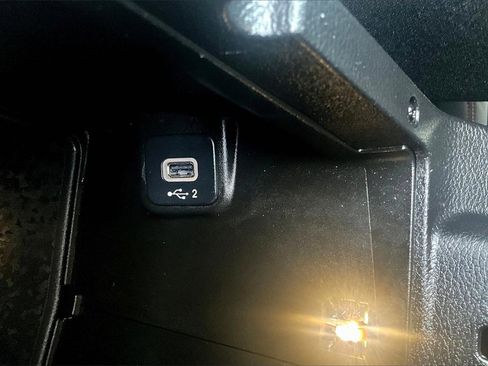 Used 2018 Jeep Wrangler Unlimited Rubicon image 26