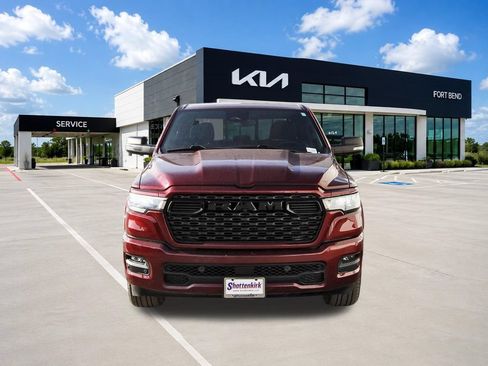 Used 2025 RAM 1500 Big Horn AWD/4WD image 2
