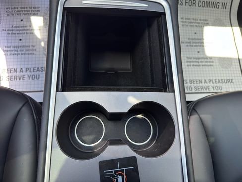 Used 2023 Tesla Model Y Long Range AWD/4WD image 25