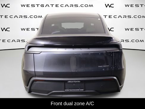 Used 2026 Tesla Model Y Long Range AWD/4WD image 4
