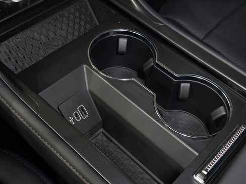 New 2026 Lincoln Nautilus Premier w/ Equipment Group 102A image 32