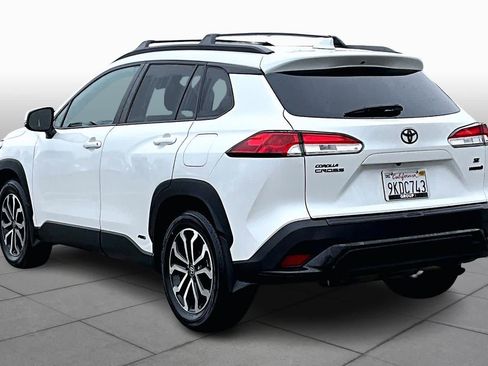 Certified 2024 Toyota Corolla Cross SE image 11