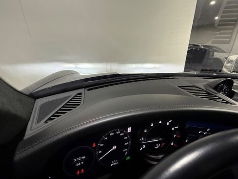 Used 2022 Porsche 911 Turbo S image 36