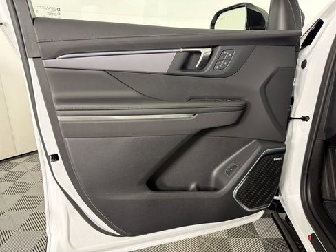 New 2026 Buick Enclave Sport Touring w/ Power Package image 8