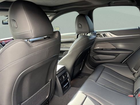 Used 2023 BMW i4 eDrive35 w/ Premium Package image 31