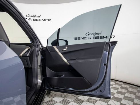 Used 2023 BMW iX xDrive50 w/ Sport Package image 20