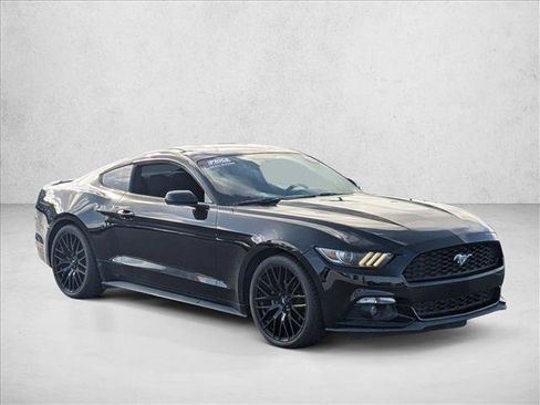 Used 2015 Ford Mustang EcoBoost image 3