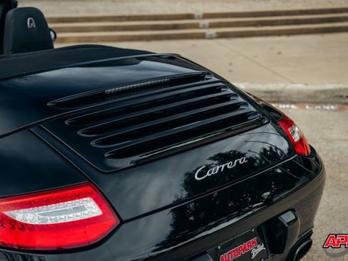 Used 2009 Porsche 911 Carrera image 26