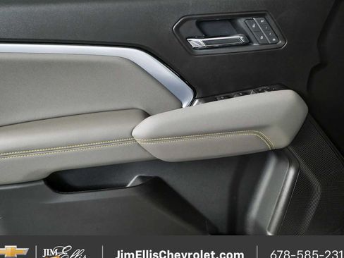 New 2026 Chevrolet Colorado ZR2 w/ Technology Package AWD/4WD image 6