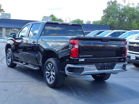 Used 2023 Chevrolet Silverado 1500 LT w/ Protection Package RWD image 3