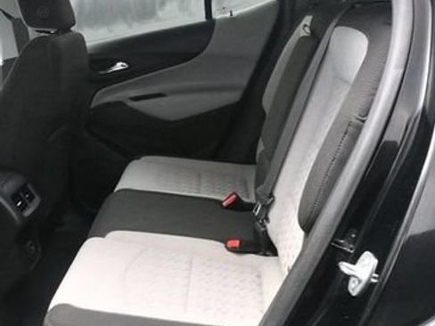 Used 2022 Chevrolet Equinox LT FWD image 13