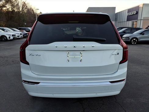 New 2026 Volvo XC90 B6 Ultra w/ Protection Package AWD/4WD image 4