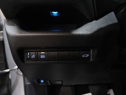 Used 2021 Toyota RAV4 XSE image 31