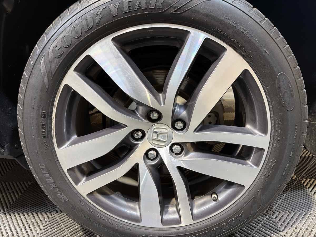 Used 2017 Honda Pilot Touring image 33