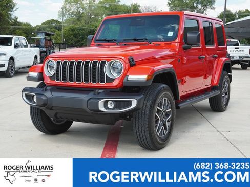 Used 2026 Jeep Wrangler Unlimited Sahara AWD/4WD image 1