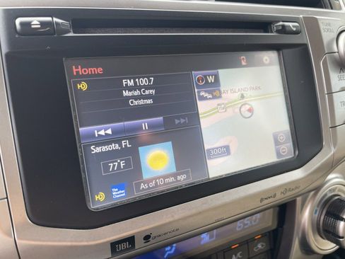 Used 2016 Toyota 4Runner Limited image 18