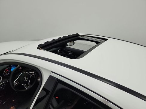 Used 2020 Mercedes-Benz C 300 Sedan image 11
