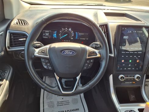 Certified 2023 Ford Edge SEL image 14