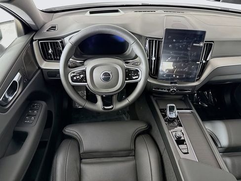 New 2026 Volvo XC60 T8 Ultra w/ Climate Package PRO AWD/4WD image 24