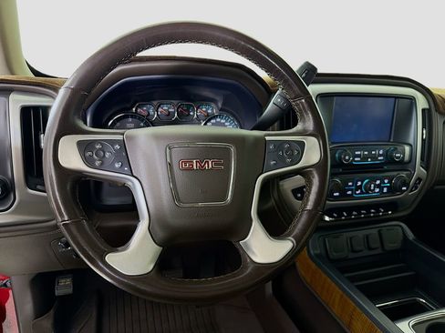 Used 2018 GMC Sierra 1500 SLT w/ Texas SLT Premium Package AWD/4WD image 14