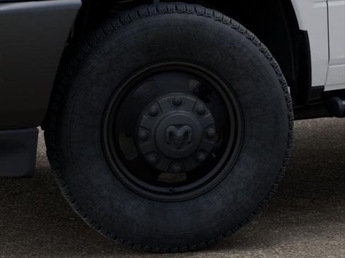 New 2026 RAM 3500 Tradesman AWD/4WD image 34