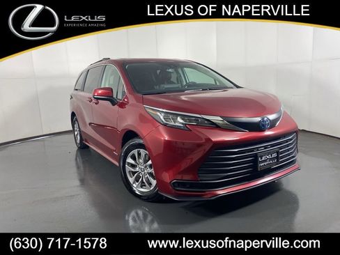 Used 2021 Toyota Sienna LE w/ LE Plus Package AWD/4WD image 1