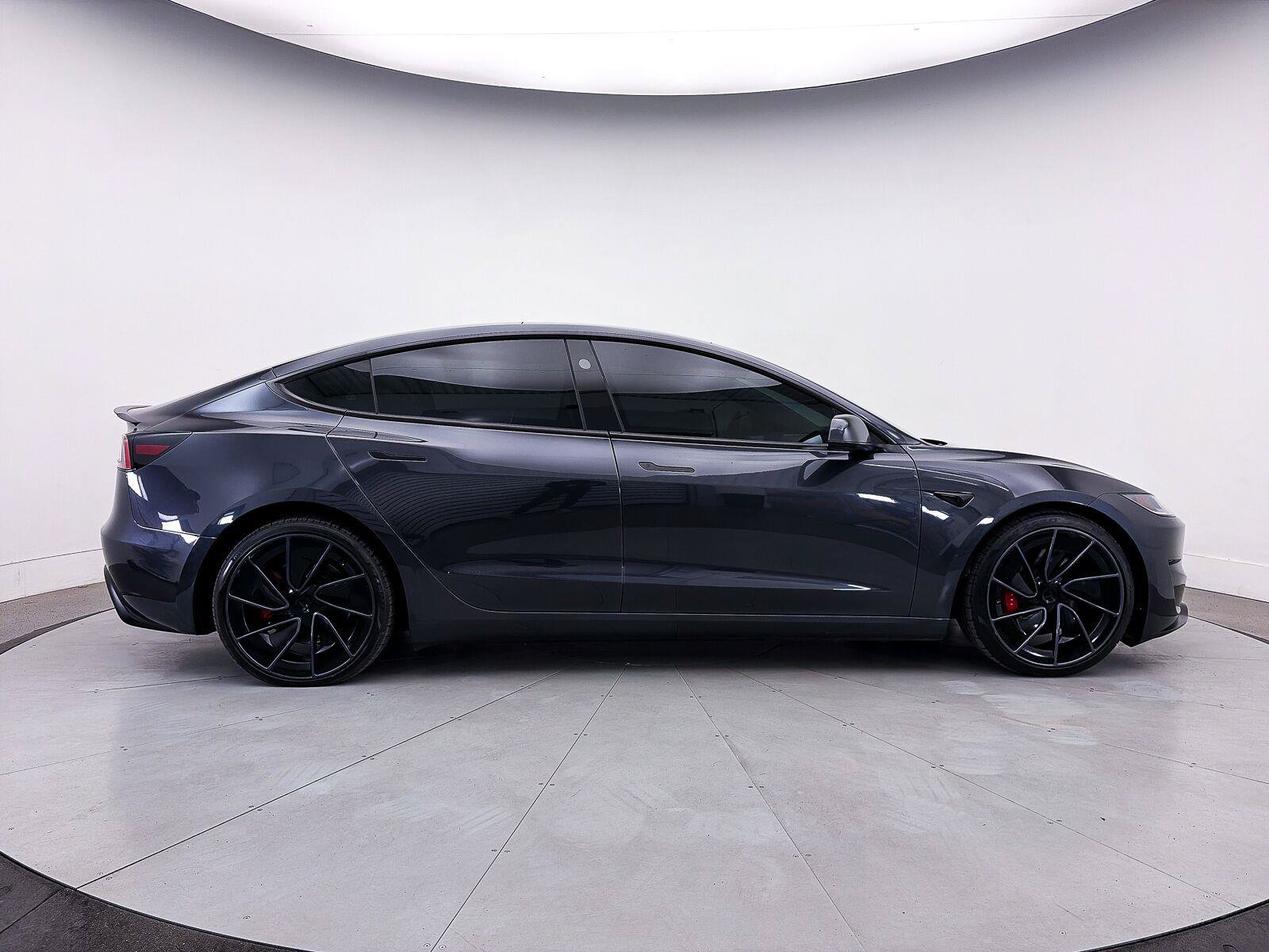 Used 2024 Tesla Model 3 Performance AWD/4WD image 39