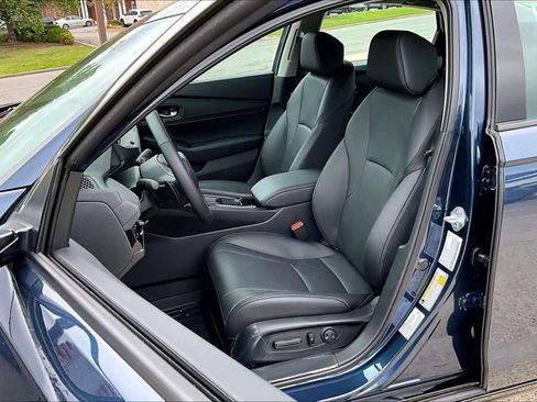 New 2026 Honda Accord EX-L image 9