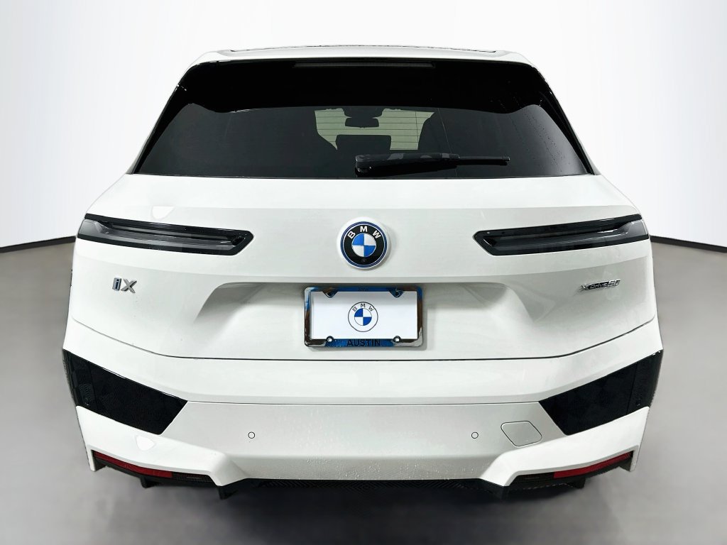 Certified 2024 BMW iX xDrive50 w/ Premium Package AWD/4WD image 6