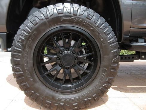 Used 2024 RAM 2500 Laramie w/ Night Edition image 8