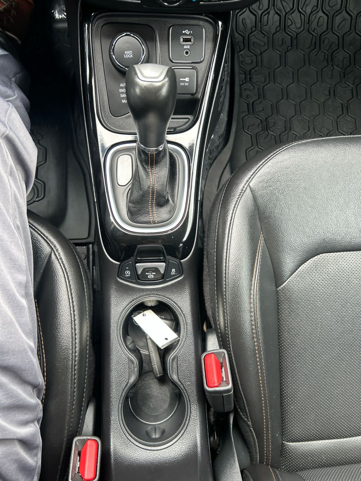 Used 2019 Jeep Compass Limited AWD/4WD image 20