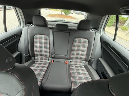 Used 2017 Volkswagen GTI S FWD image 18