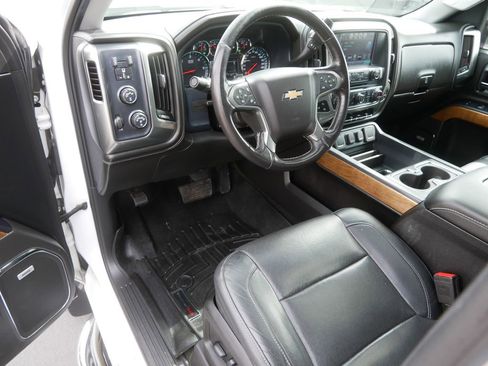 Used 2018 Chevrolet Silverado 1500 LTZ w/ Sport Package image 13