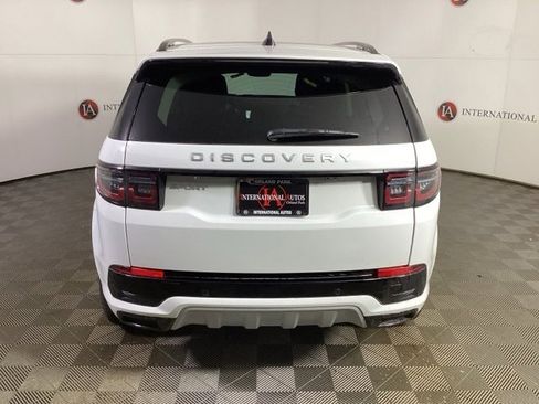 New 2025 Land Rover Discovery Sport S image 7
