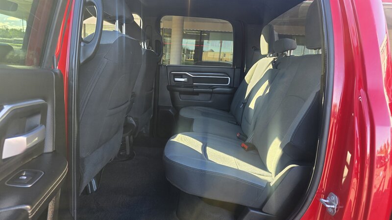Used 2024 RAM 3500 Big Horn AWD/4WD image 20