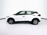 Used 2024 Nissan Kicks S image 4