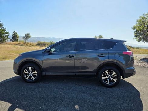 Used 2018 Toyota RAV4 LE w/ All Weather Liner Package AWD/4WD image 12