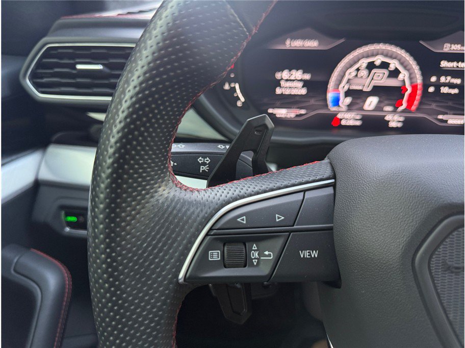 Used 2019 Lamborghini Urus AWD/4WD image 26