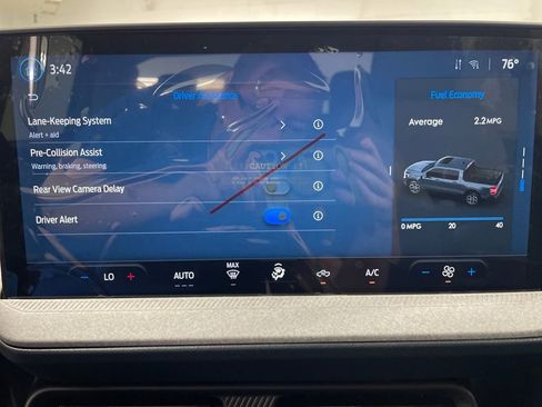 New 2025 Ford Maverick XLT image 25