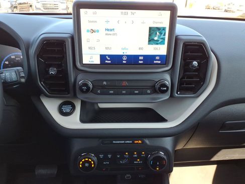 Used 2024 Ford Bronco Sport Heritage w/ Heritage Convenience Package AWD/4WD image 19