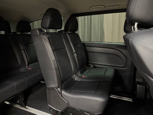 Used 2016 Mercedes-Benz Metris Passenger image 12